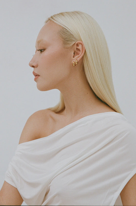 Petite Thick Huggies 8mm - Gold